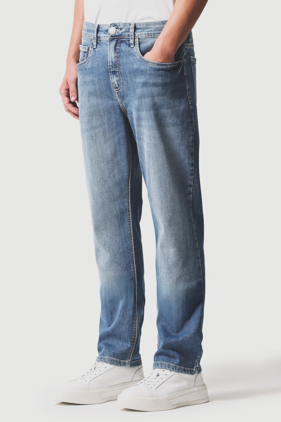 Calça Jeans Slim St Used Claro Azul Claro — foto 1 de 6
