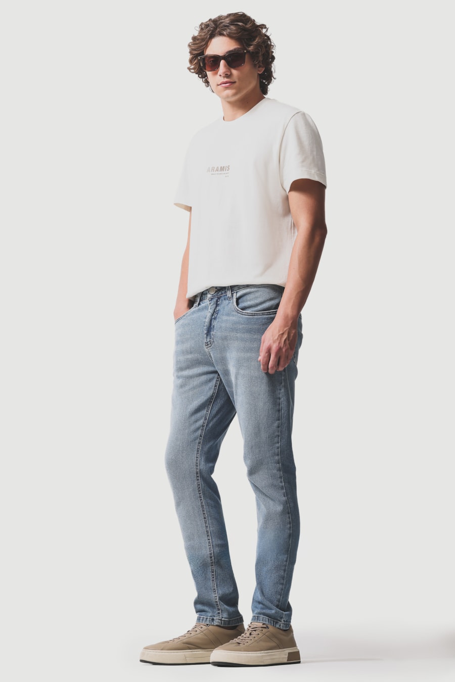 Calça Jeans Slim Stone Azul Escuro — foto 2 de 6