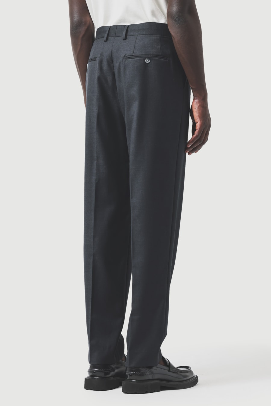 Calça Lã Carrot Super 120 Cinza Grafite — foto 5 de 6