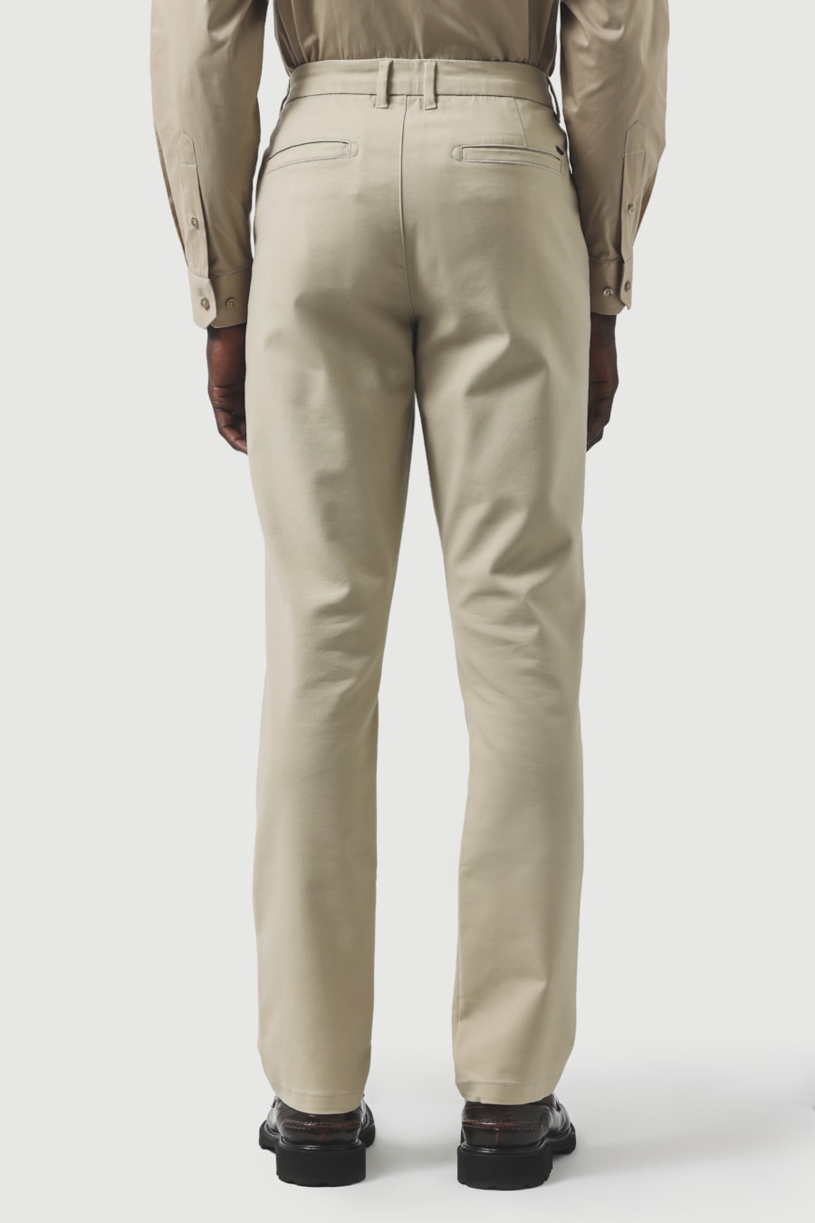 Calça New Slim Twill Classic Areia — foto 9 de 11