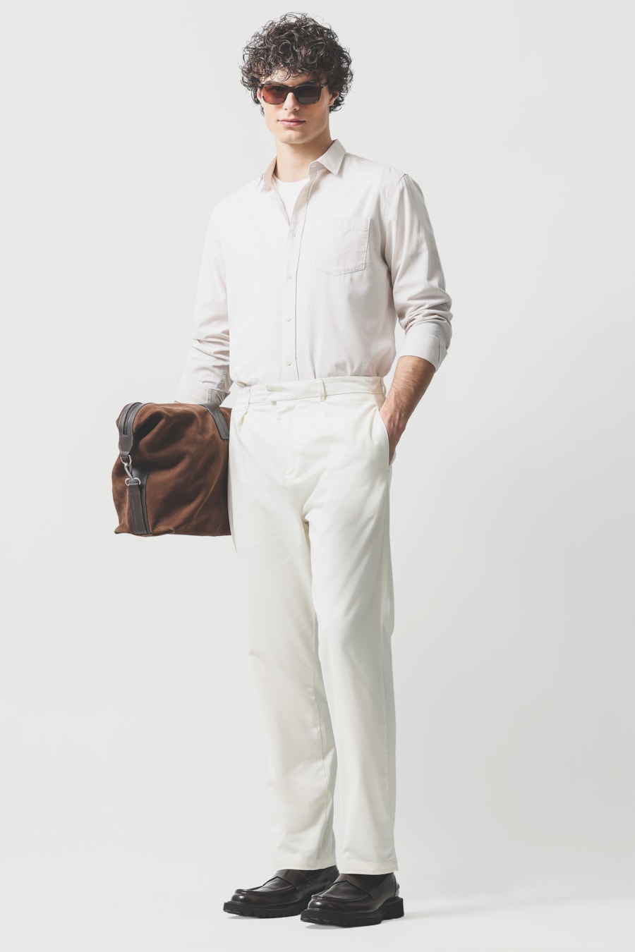 Calça Pregas Cós Martelo Off White — foto 2 de 6
