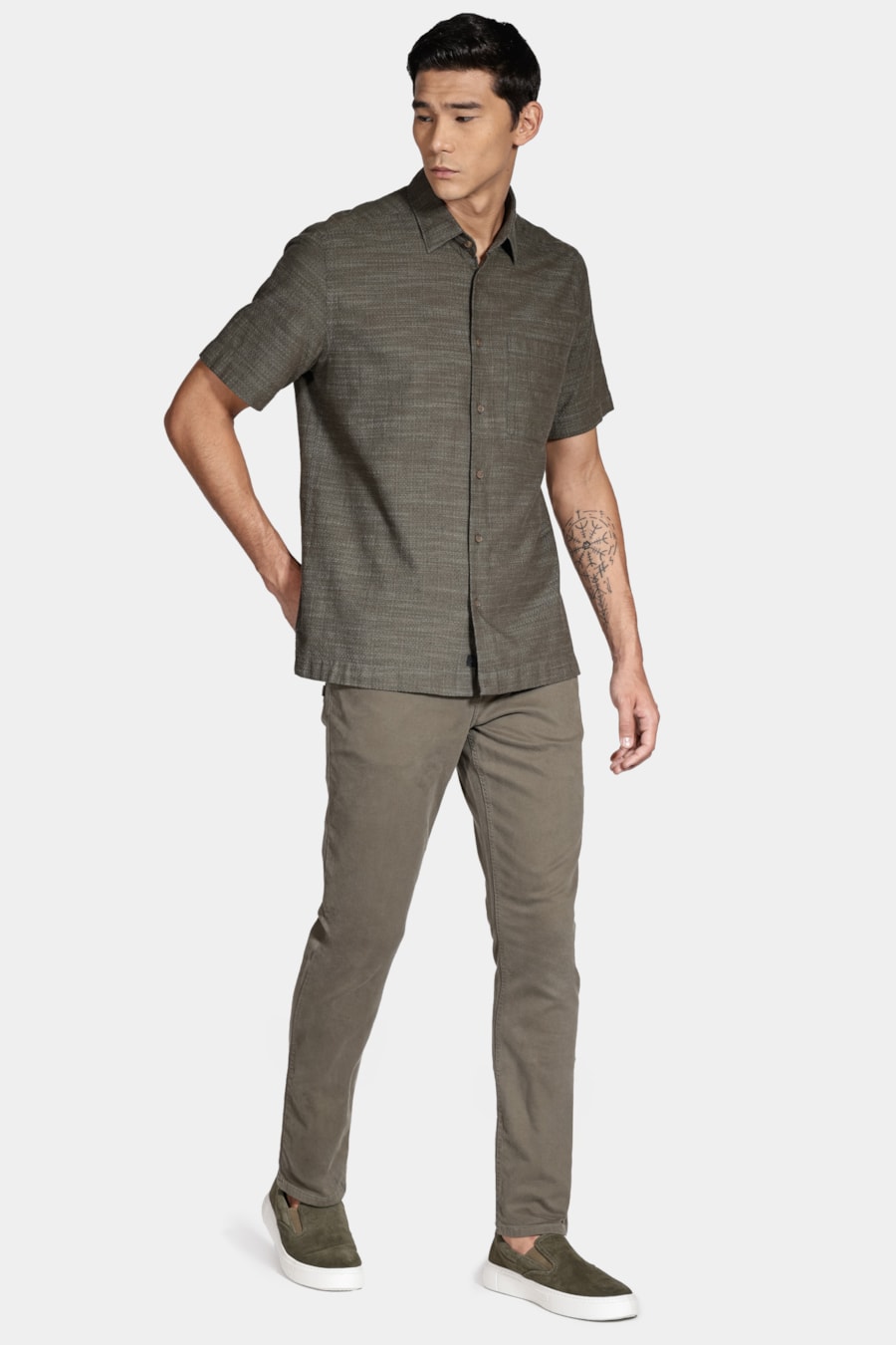 Calça Slim Moletom Color Verde Militar — foto 2 de 6