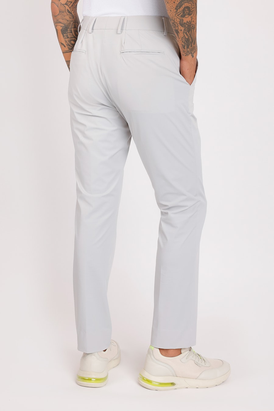 Calça Tech Twill Super Slim Cinza — foto 7 de 7