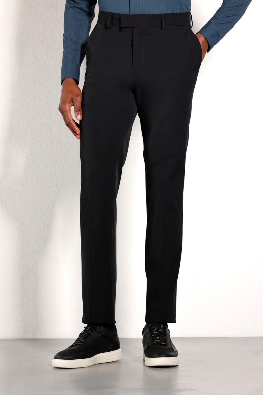 Calça Tech Twill Super Slim Preto — foto 1 de 5