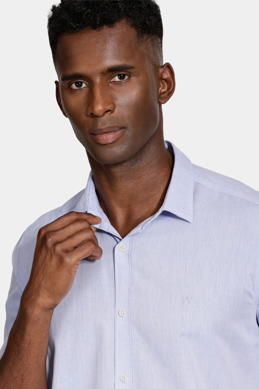 Camisa Manga Curta Algodão Willis Azul Celeste — foto 3 de 5