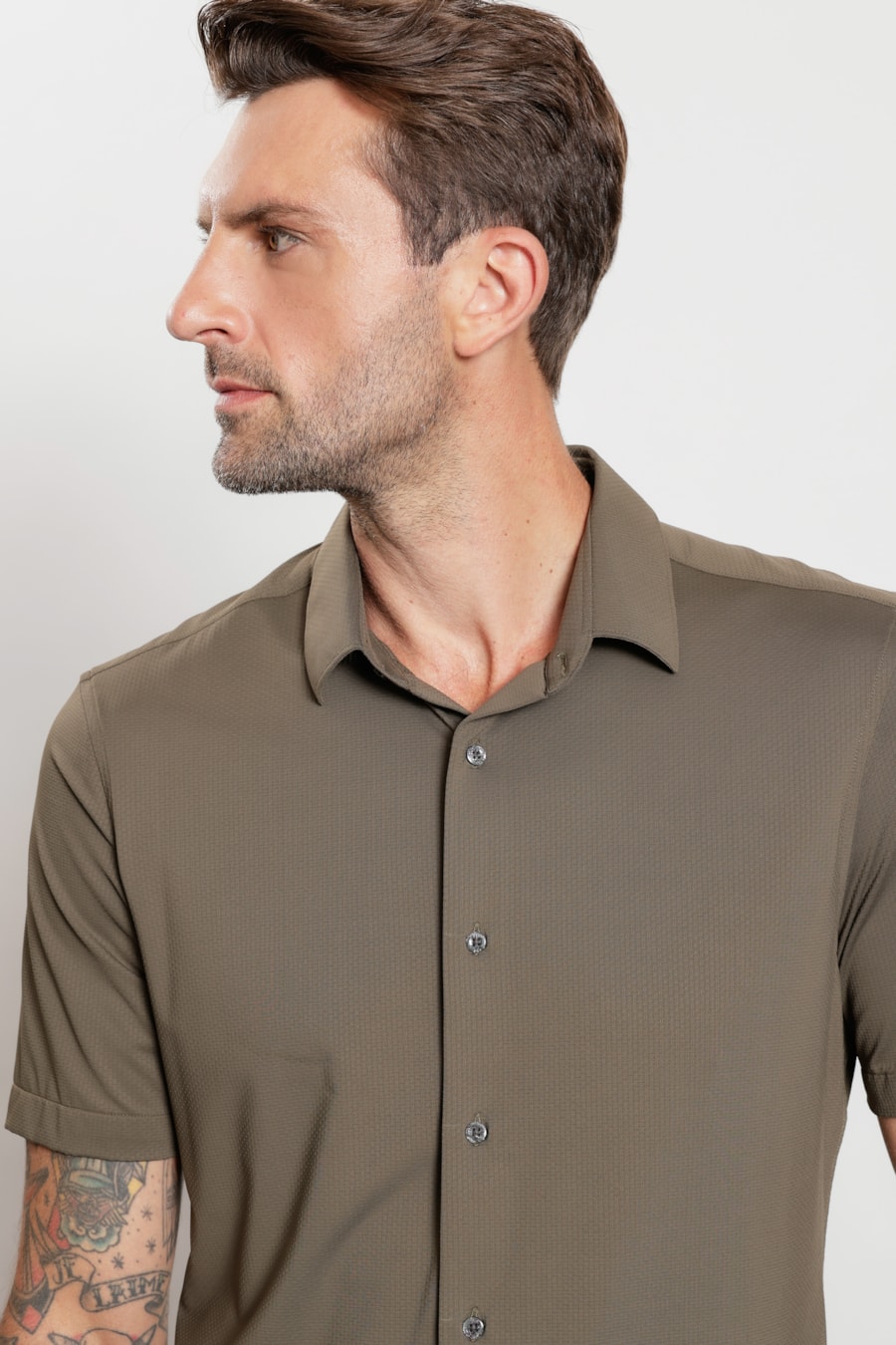 Camisa Manga Curta Bold Everyday Verde Militar — foto 3 de 5
