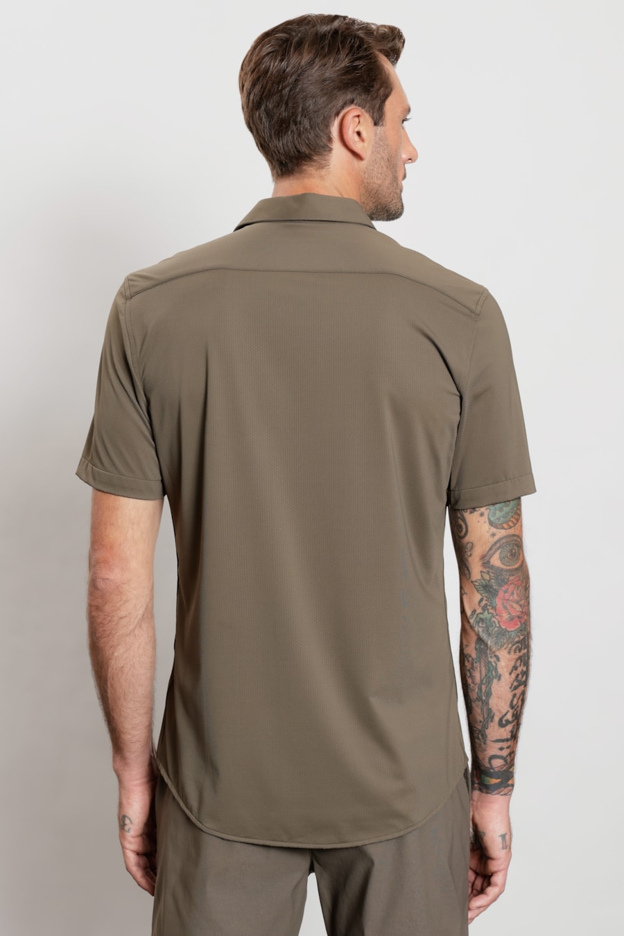Camisa Manga Curta Bold Everyday Verde Militar — foto 4 de 5