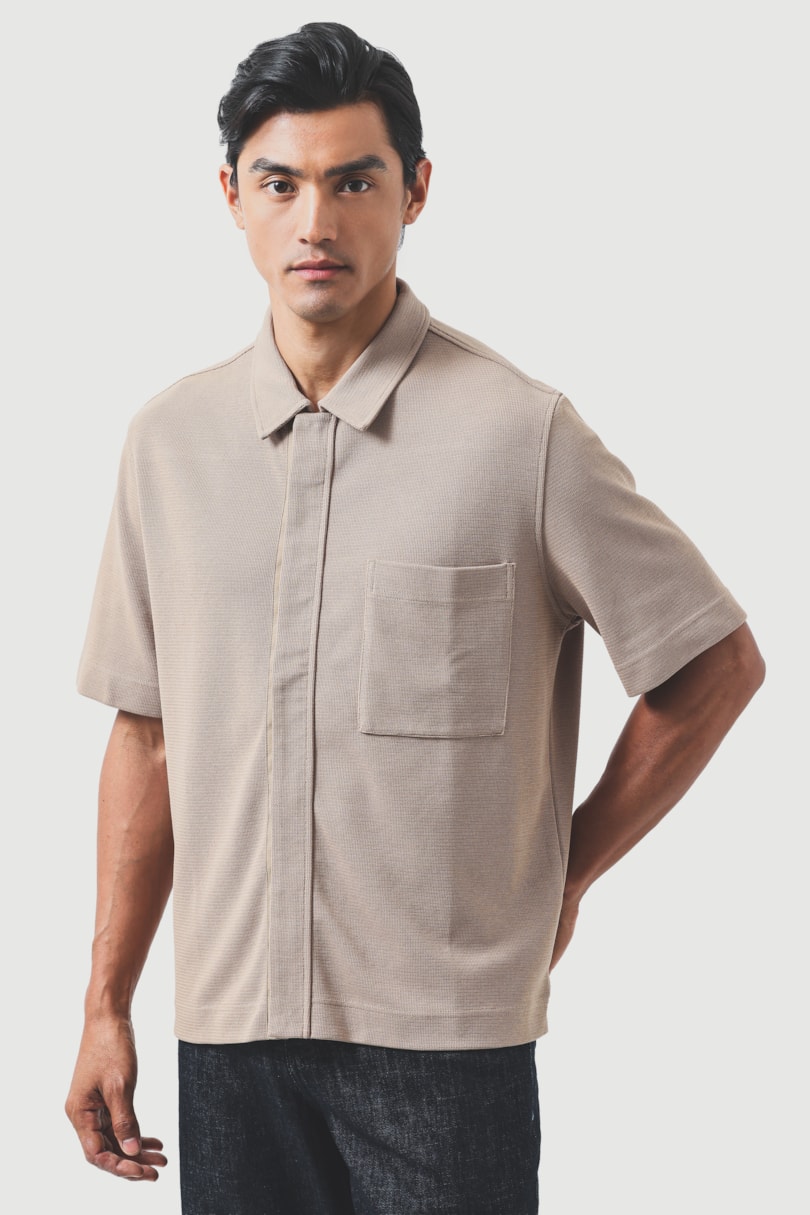 Camisa Manga Curta Box Com Zíper Caqui