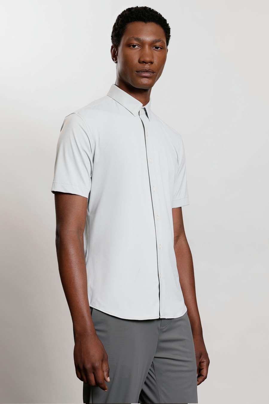 Camisa Manga Curta Classic Everyday Cinza — foto 1 de 5
