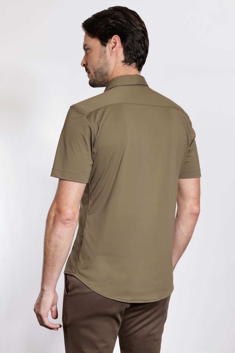 Camisa Manga Curta Classic Everyday Verde Militar — foto 4 de 5