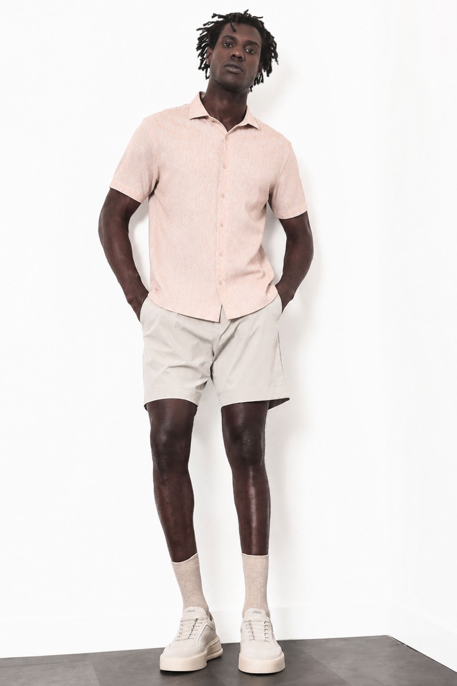 Camisa Manga Curta Linen Flex Areia — foto 2 de 5