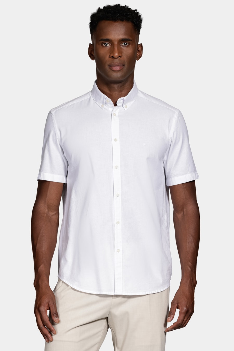 Camisa Manga Curta Oxford Branco — foto 1 de 6