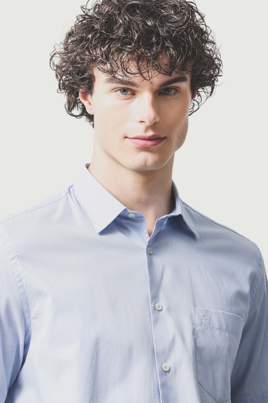 Camisa Manga Curta Regular Algodão Micro Xadrez Azul C/Branco — foto 3 de 6