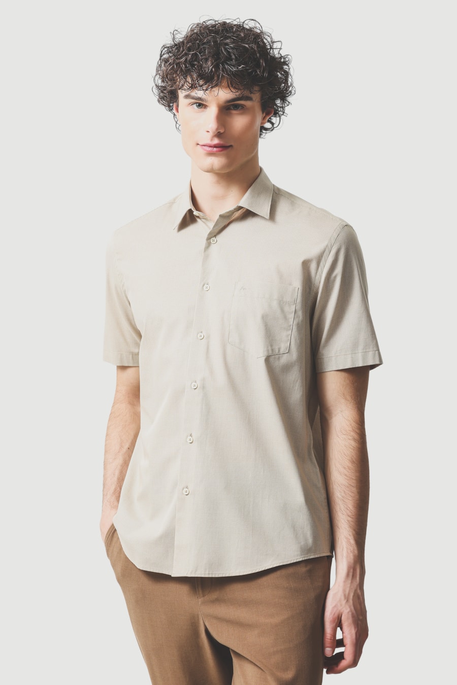 Camisa Manga Curta Regular Algodão Micro Xadrez Caramelo C/ Branco — foto 1 de 6