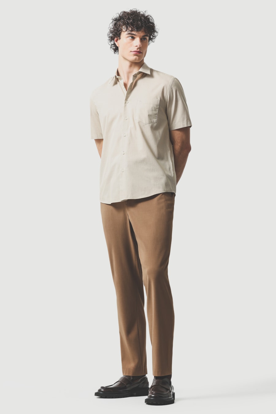 Camisa Manga Curta Regular Algodão Micro Xadrez Caramelo C/ Branco — foto 2 de 6