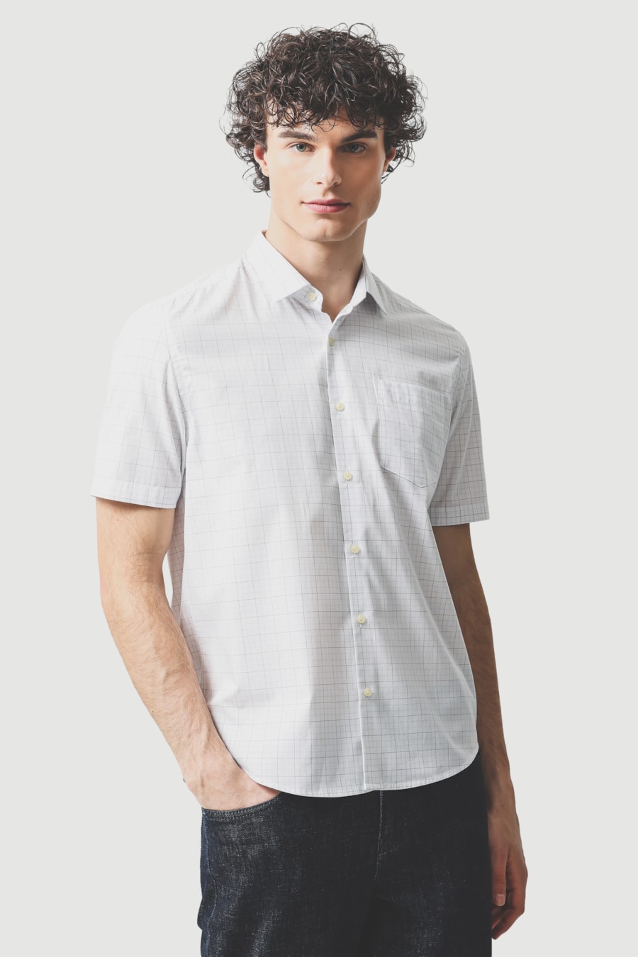 Camisa Manga Curta Regular Algodao Xadrez Bolso Branco C/Azul Claro — foto 1 de 6