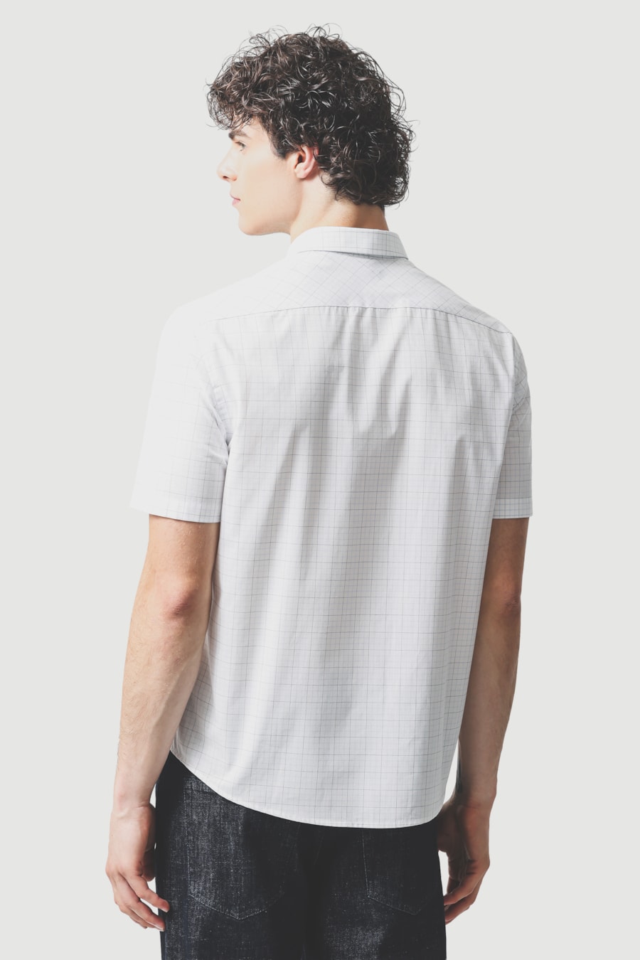 Camisa Manga Curta Regular Algodao Xadrez Bolso Branco C/Azul Claro — foto 4 de 6
