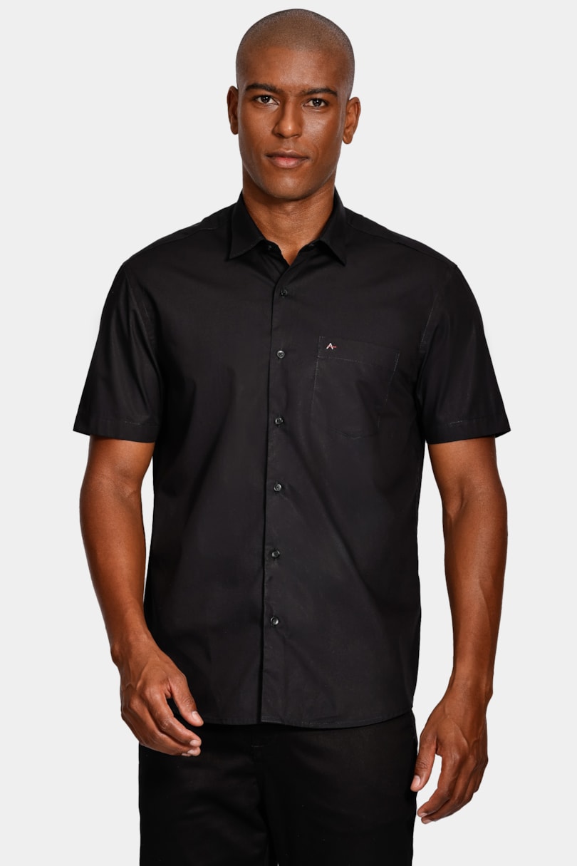 Camisa Manga Curta Regular em Tricoline Liso Com Bolso Preto