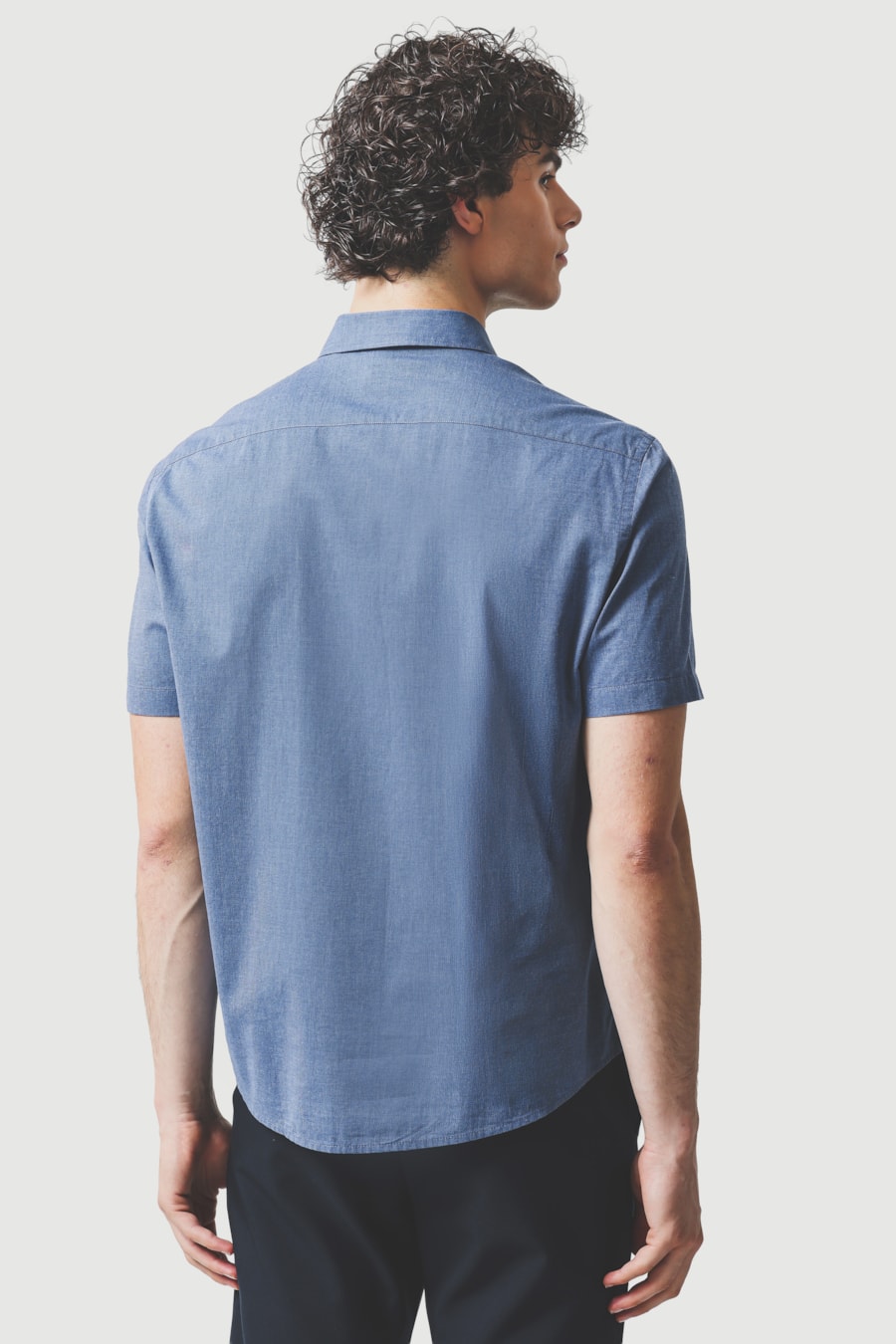 Camisa Manga Curta Regular Fil a Fil Antilia Azul Forte — foto 4 de 6