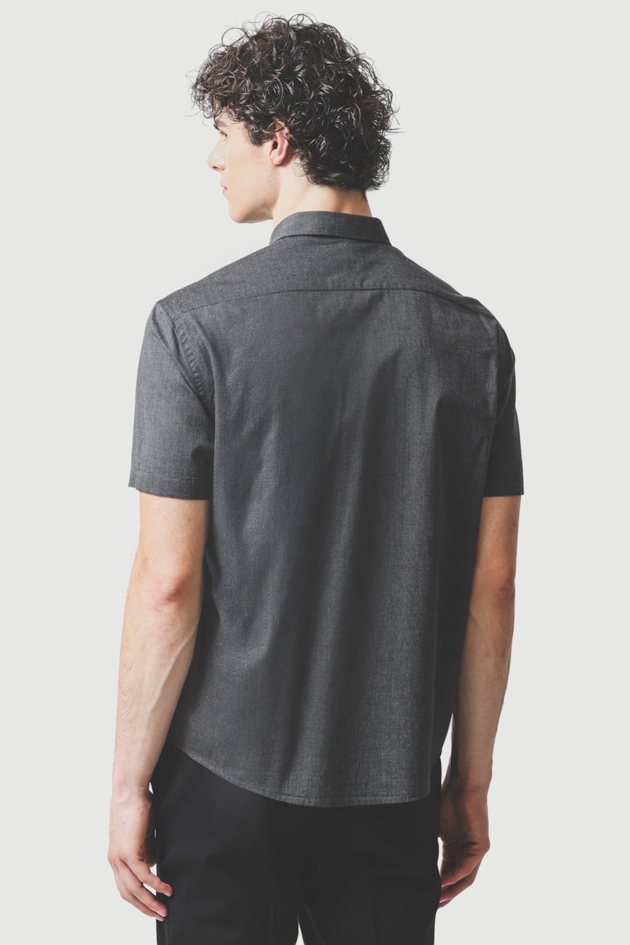 Camisa Manga Curta Regular Fil a Fil Antilia Preto — foto 4 de 6