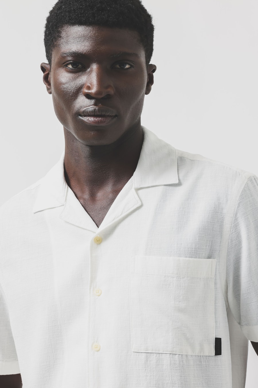 Camisa Manga Curta Regular Flamê Jacquard Off White — foto 3 de 7