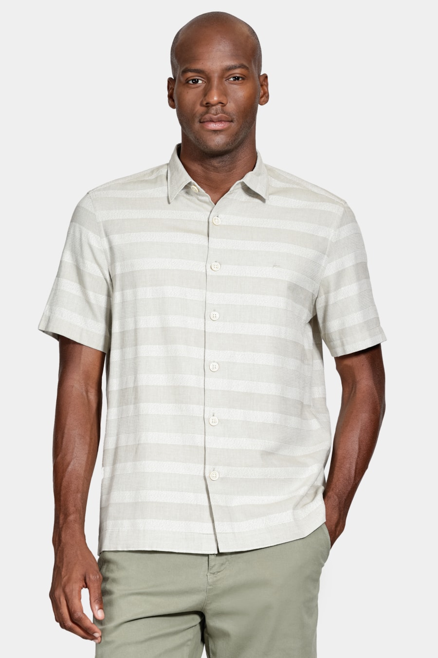 Camisa Manga Curta Regular Jacquard Horizontal Verde Pistache — foto 1 de 6