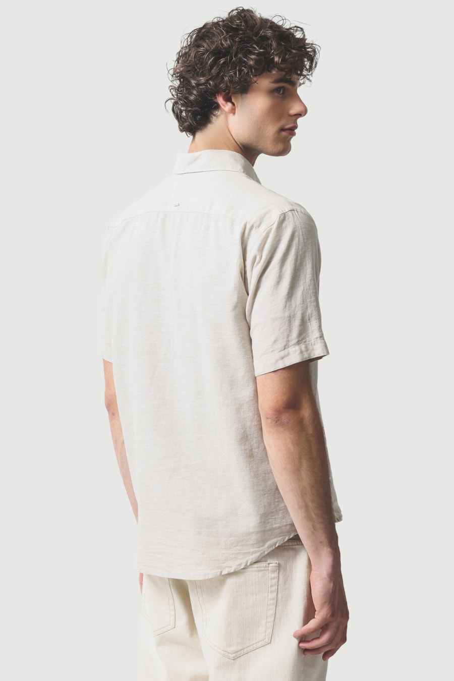 Camisa Manga Curta Regular Linho Algodao Surat Caqui — foto 4 de 6