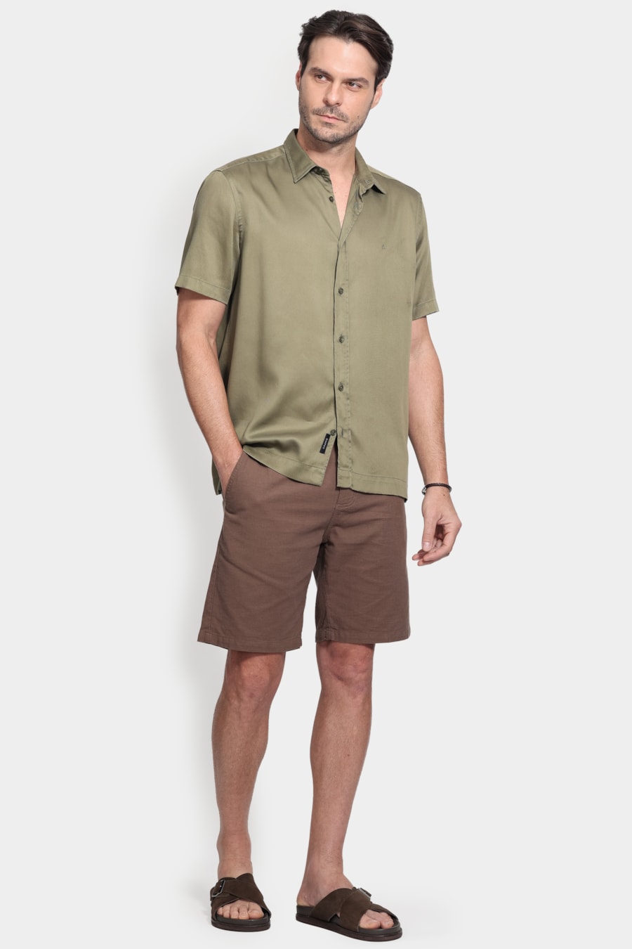 Camisa Manga Curta Regular Liocel Verde Militar — foto 2 de 6