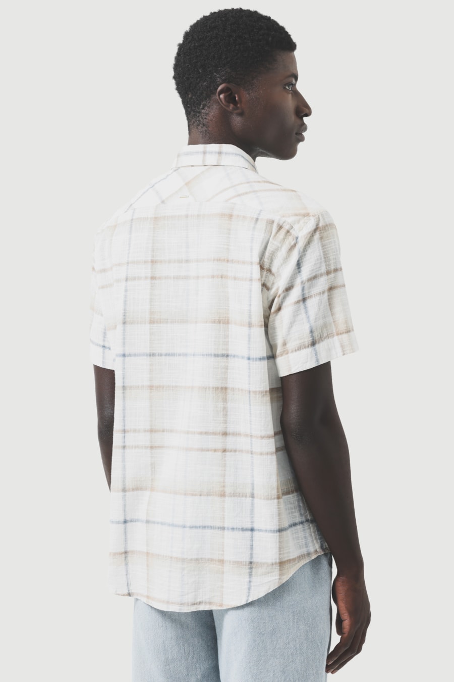 Camisa Manga Curta Regular Maxi Xadrez Flame Off White C/ Azul — foto 4 de 6