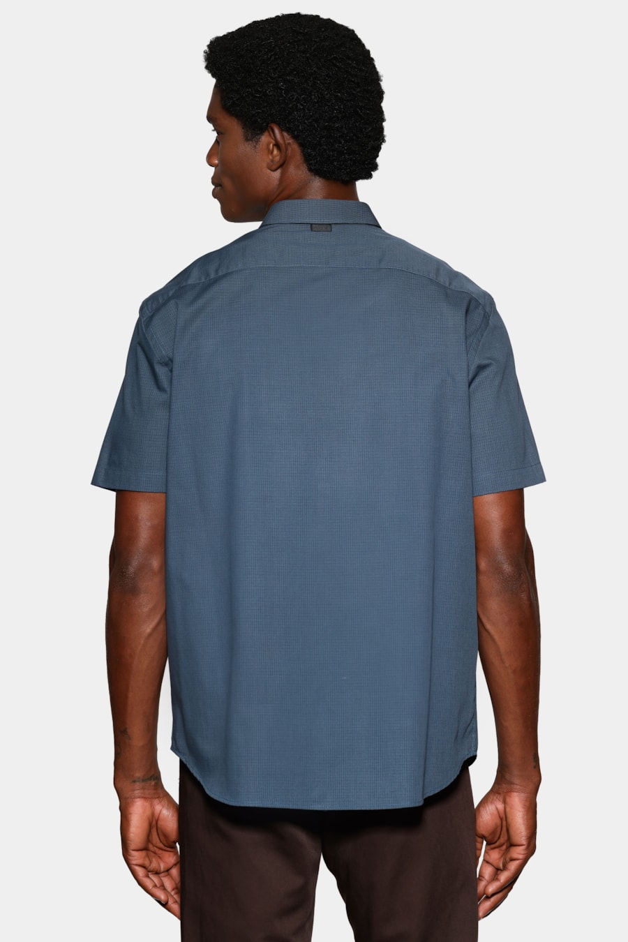 Camisa Manga Curta Regular Micro Xadrez Bolso Marinho C/Cinza — foto 4 de 6
