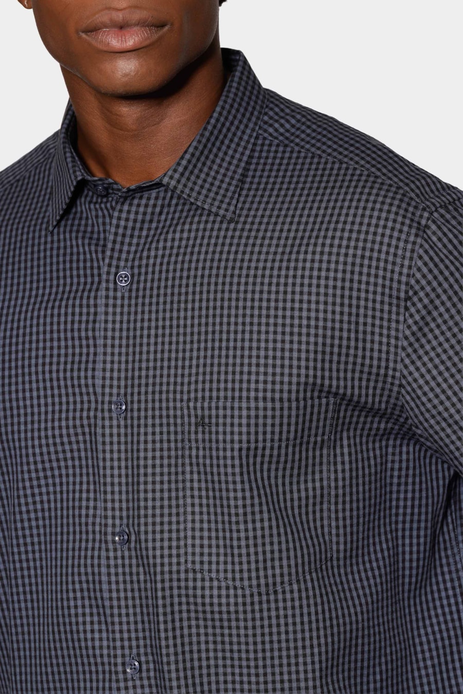 Camisa Manga Curta Regular Micro Xadrez Damero Azul Medio C/ Preto — foto 3 de 6