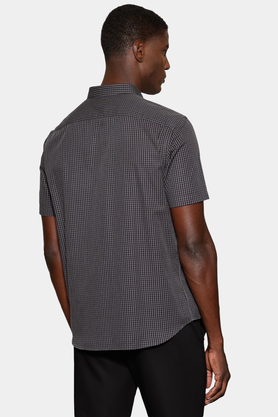 Camisa Manga Curta Regular Micro Xadrez Damero Chumbo C/ Preto — foto 4 de 6