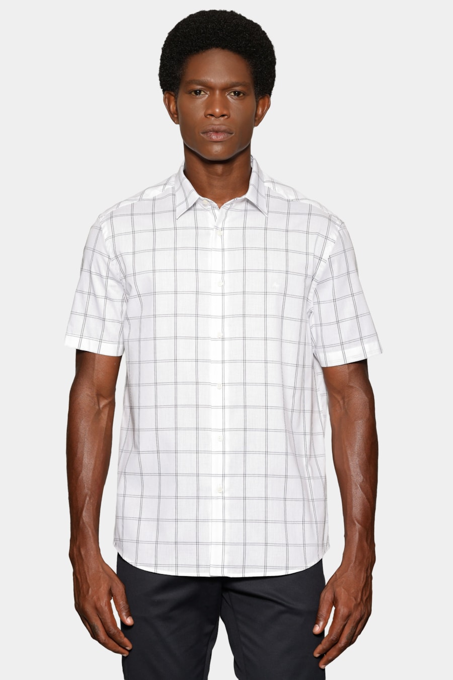 Camisa Manga Curta Regular Mini Xadrez Branco C/Azul — foto 1 de 6
