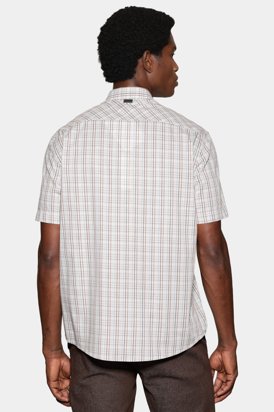 Camisa Manga Curta Regular Mini Xadrez Branco C/Cafe — foto 4 de 6