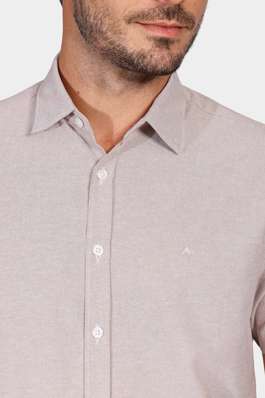 Camisa Manga Curta Regular Oxford Cáqui — foto 3 de 5