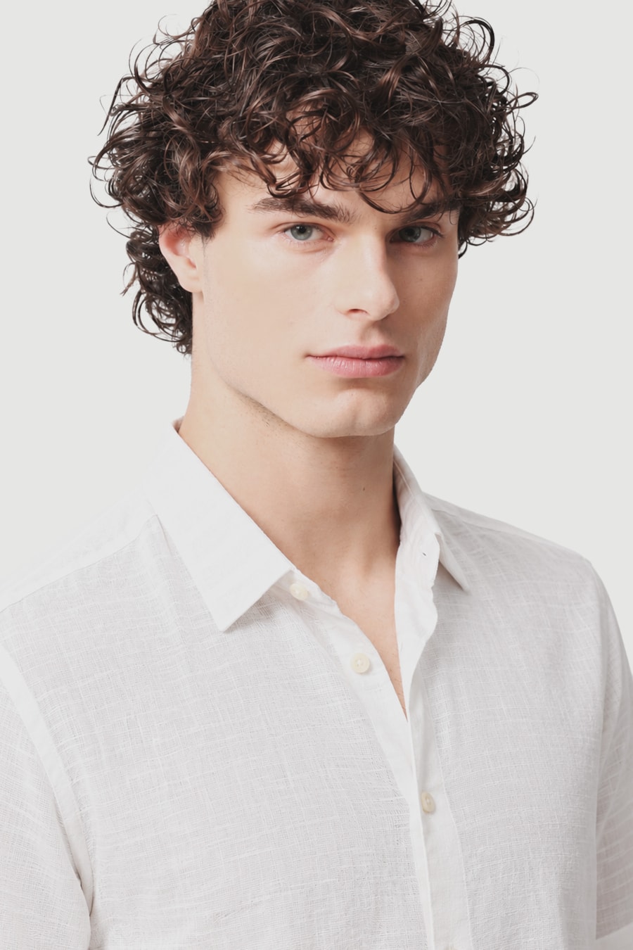 Camisa Manga Curta Regular Puro Linho Off White — foto 3 de 5