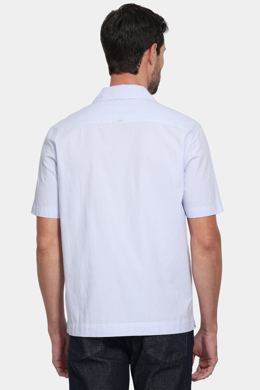 Camisa Manga Curta Regular Seersucker Lisa Azul Claro — foto 4 de 6