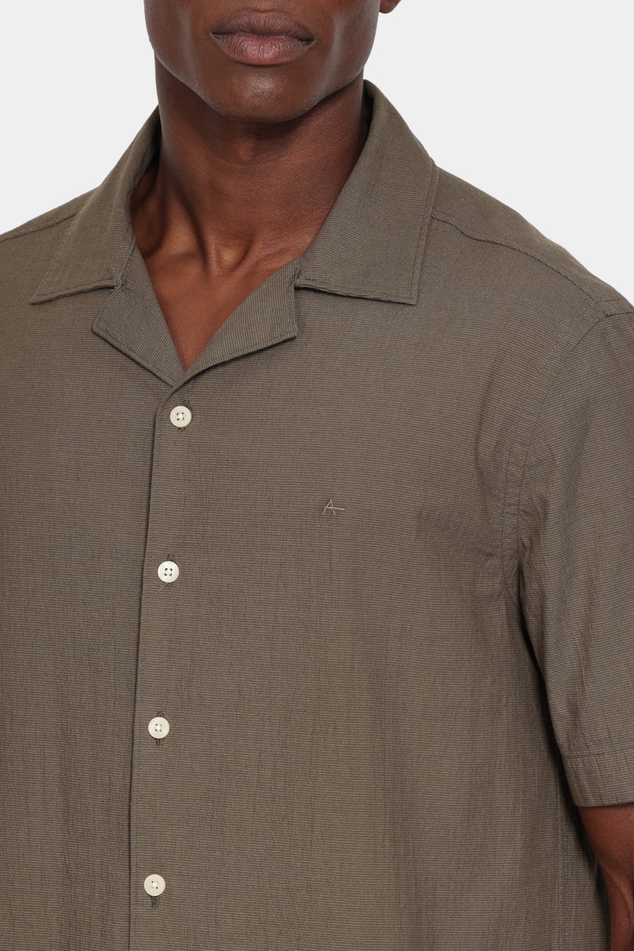 Camisa Manga Curta Regular Seersucker Lisa Verde Gris — foto 3 de 6