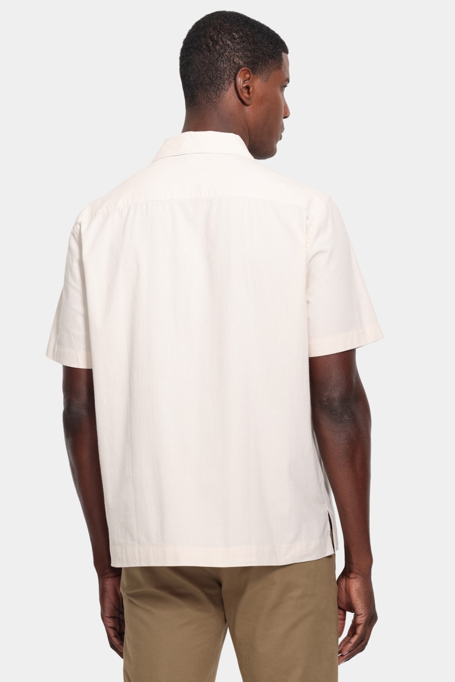Camisa Manga Curta Regular Seersucker Micro Xadrez Branco C/Caqui — foto 4 de 6