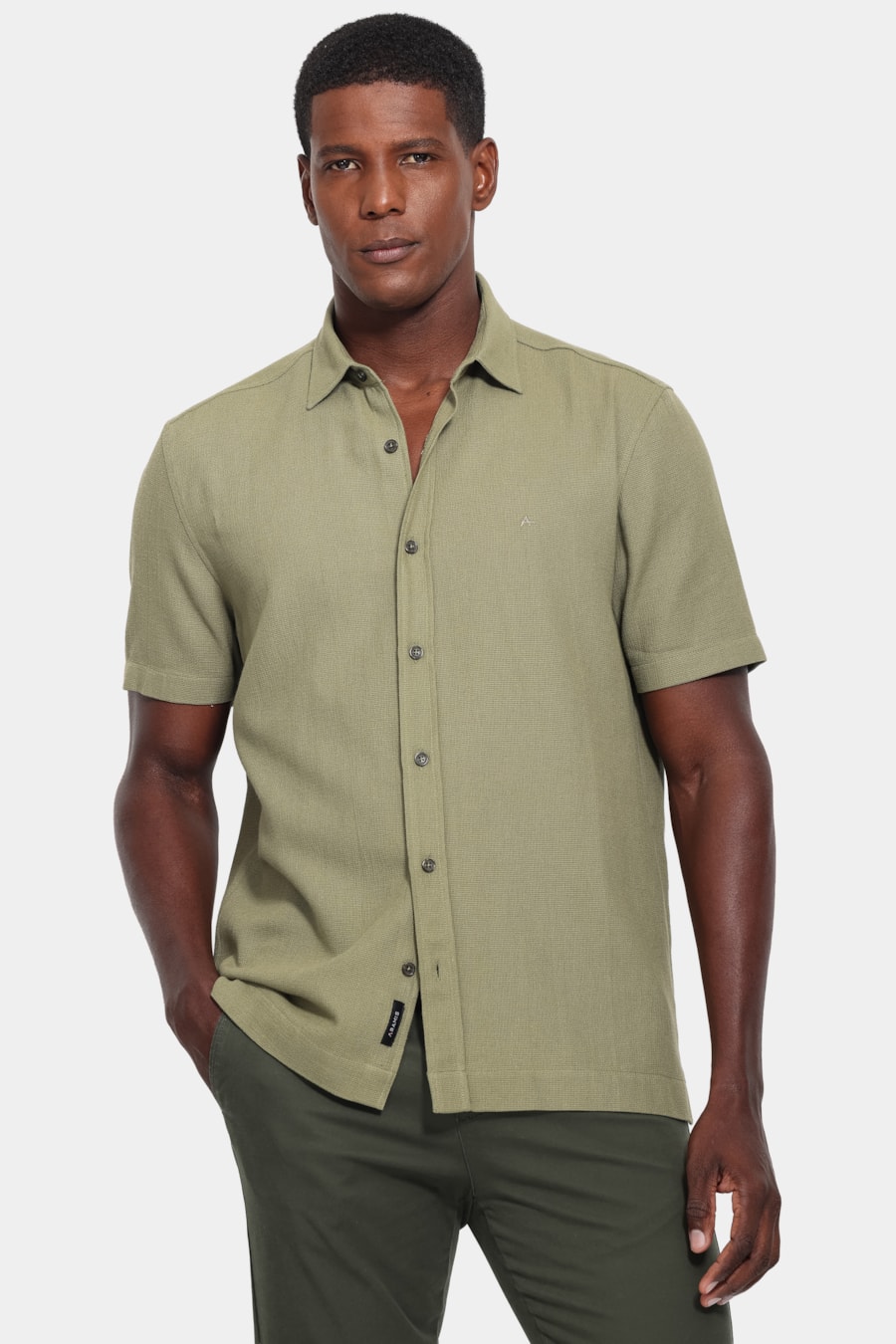 Camisa Manga Curta Regular Zurique Verde Militar — foto 1 de 6