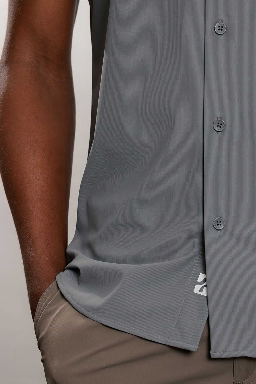 Camisa Manga Curta Rib Flex Cinza Escuro — foto 3 de 5