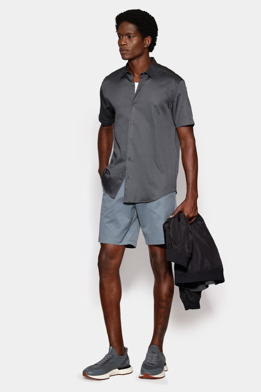 Camisa Manga Curta Slim Cetim Hudson Chumbo — foto 2 de 6