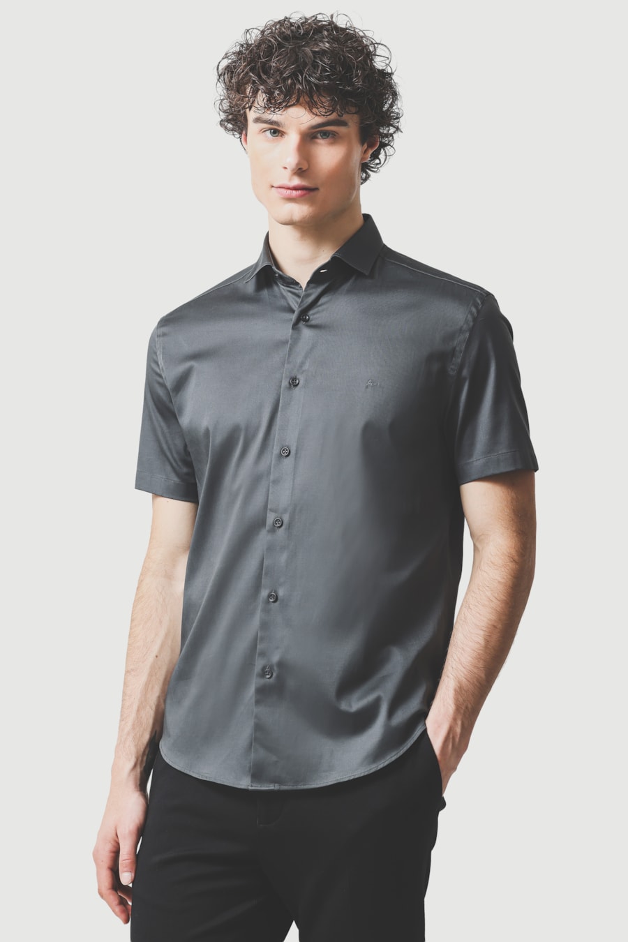 Camisa Manga Curta Slim Cetim St Hudson 2 Chumbo — foto 1 de 6