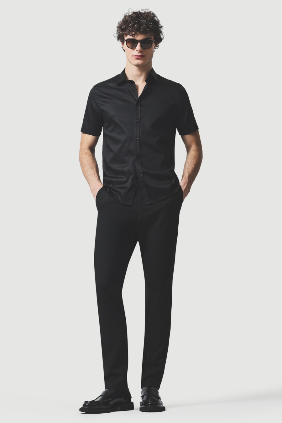 Camisa Manga Curta Slim Cetim St Hudson 2 Preto — foto 2 de 6