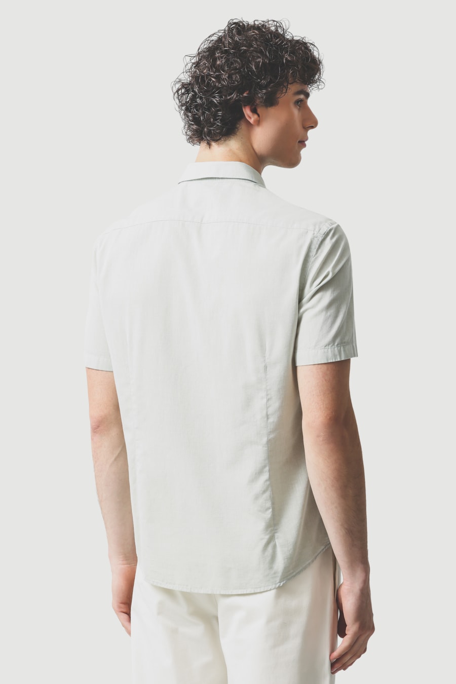 Camisa Manga Curta Slim em Algodão Willis Verde — foto 4 de 6