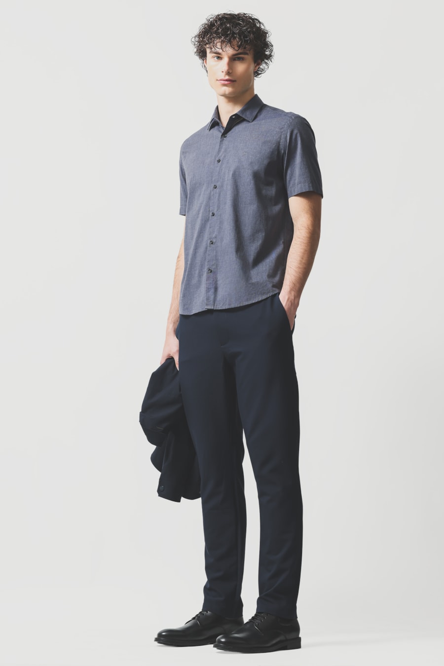 Camisa Manga Curta Slim Fil a Fil Antilia Marinho — foto 2 de 6