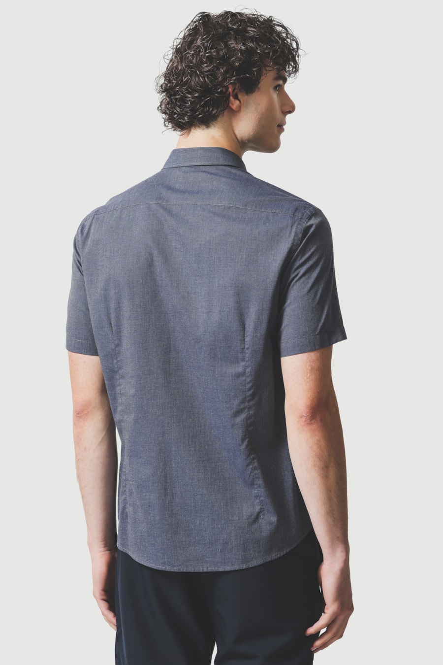 Camisa Manga Curta Slim Fil a Fil Antilia Marinho — foto 4 de 6