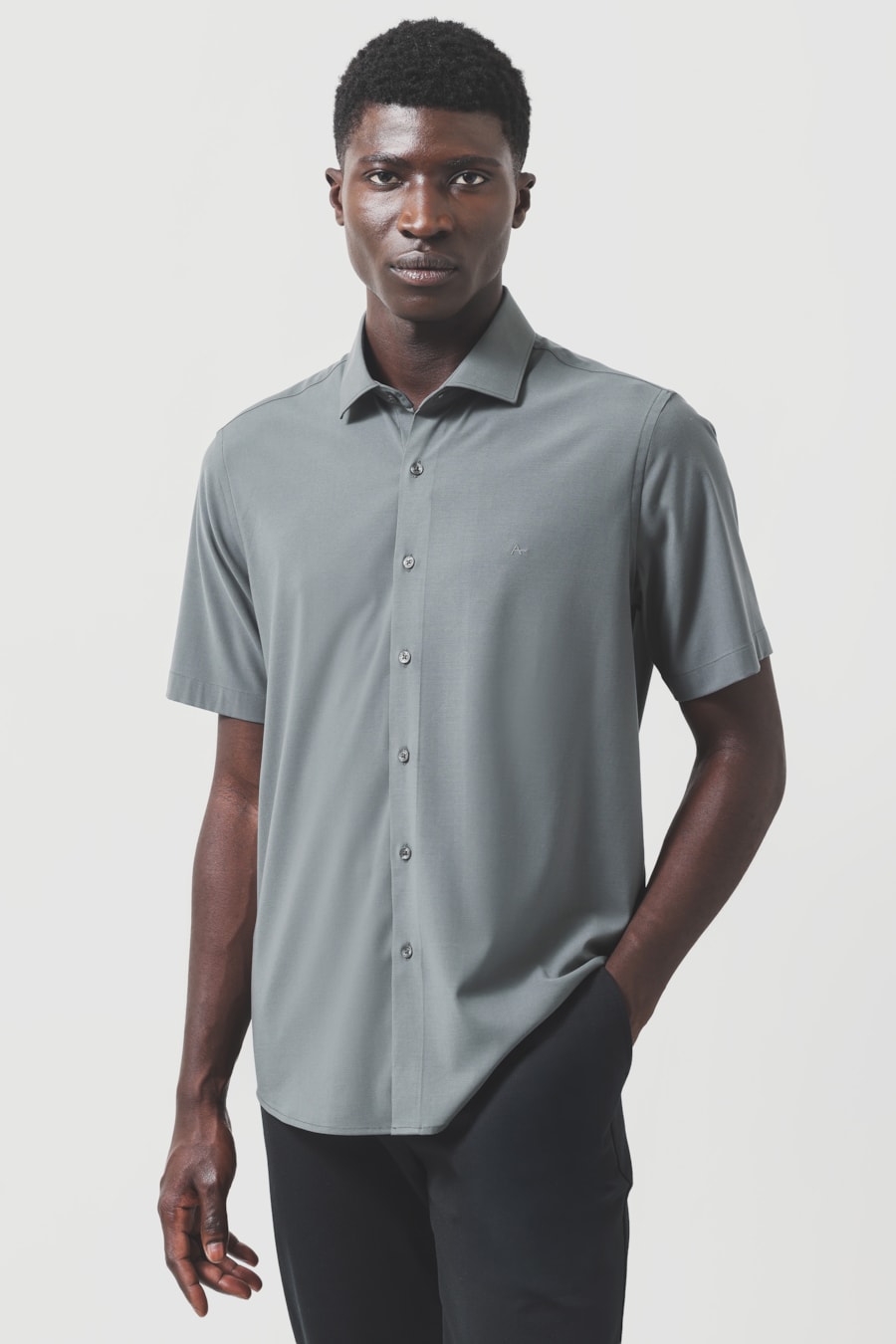 Camisa Manga Curta Slim Fresh Bambu Verde Gris — foto 1 de 6