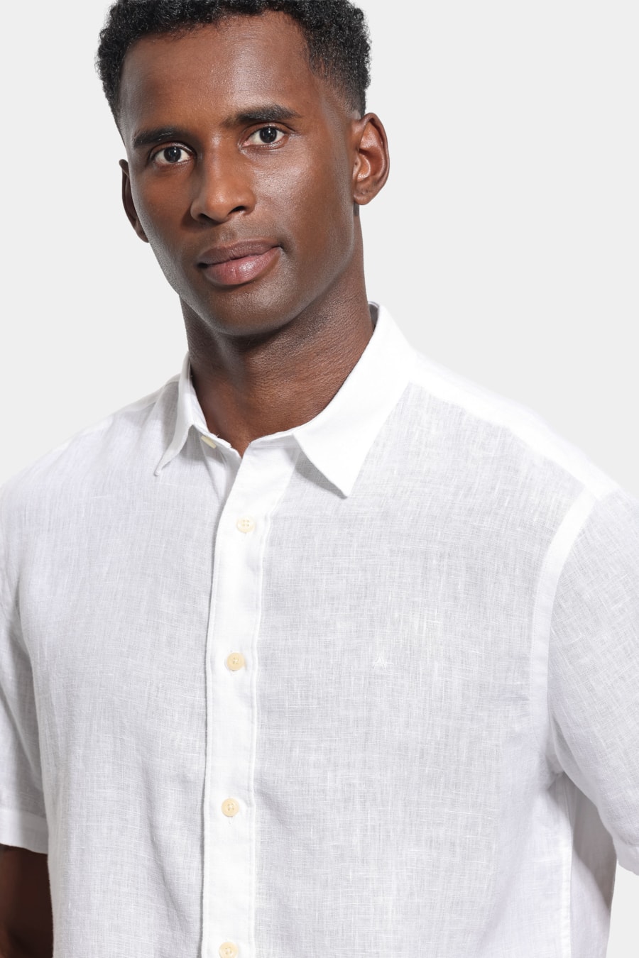 Camisa Manga Curta Slim Linho Malta Branco — foto 3 de 6