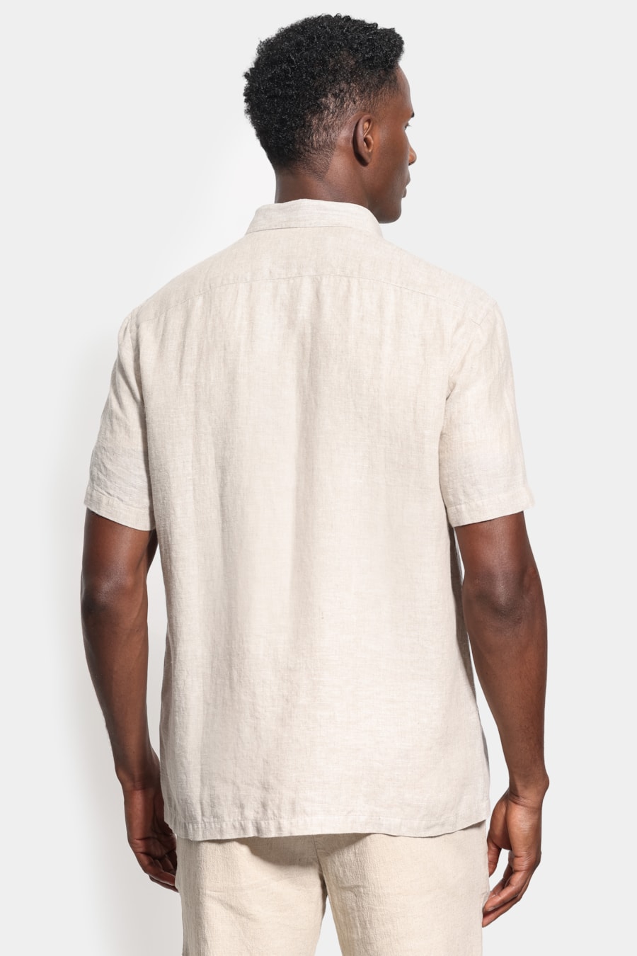 Camisa Manga Curta Slim Linho Malta Natural — foto 4 de 6